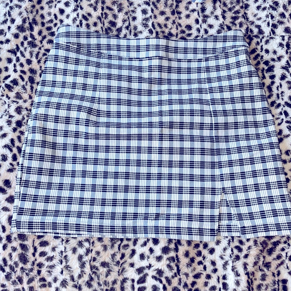Y2K preppy private school mini skirt